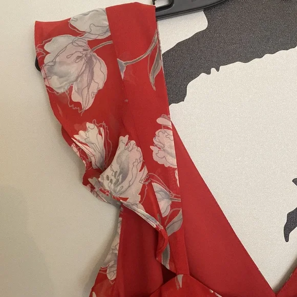 LAST MARKDOWN!!! Flirty Floral Romper by Kimchi Blue - Sz 2 - Picture 6 of 9